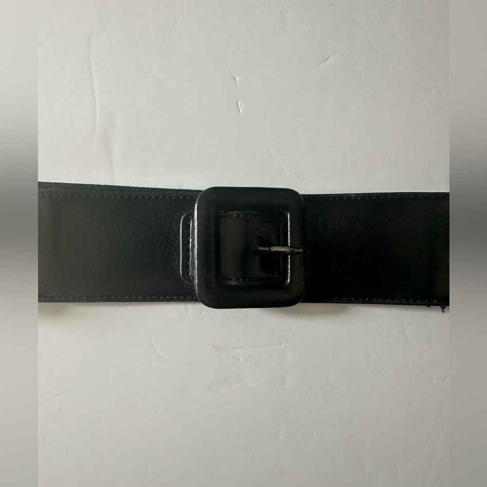 Jacob Classic Black Leather stretch belt with snaps size XS